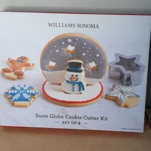 WILLIAM SONOMA SNOW GLOBE COOKIE CUTTER KIT 8 pc set NIB